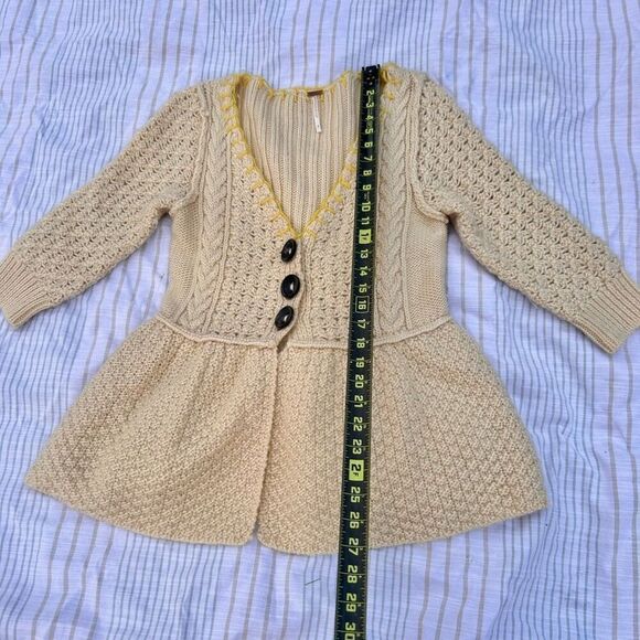 Free People Wool Blend Yellow Chunky Knit Button Sweater Pelpum Top Women’s S - Picture 6 of 6